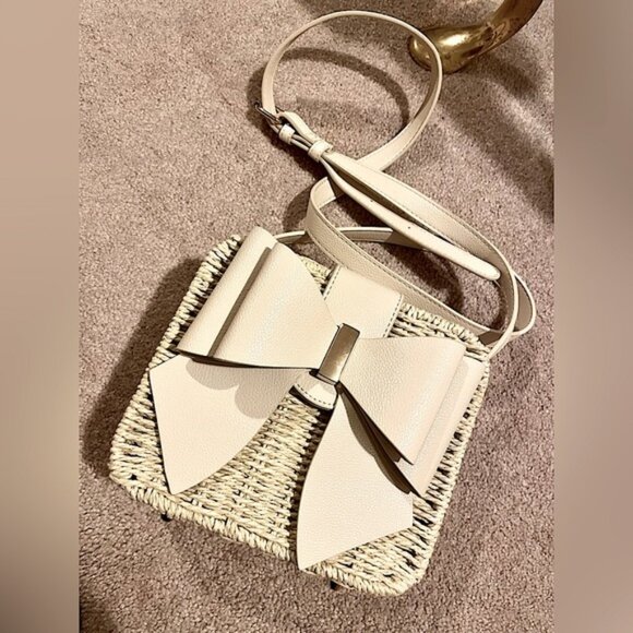 White Wicker Straw Basket Crossbody Purse, Like Dreams - Picture 1 of 8